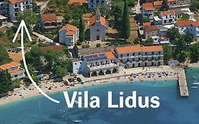 Vila Lidus